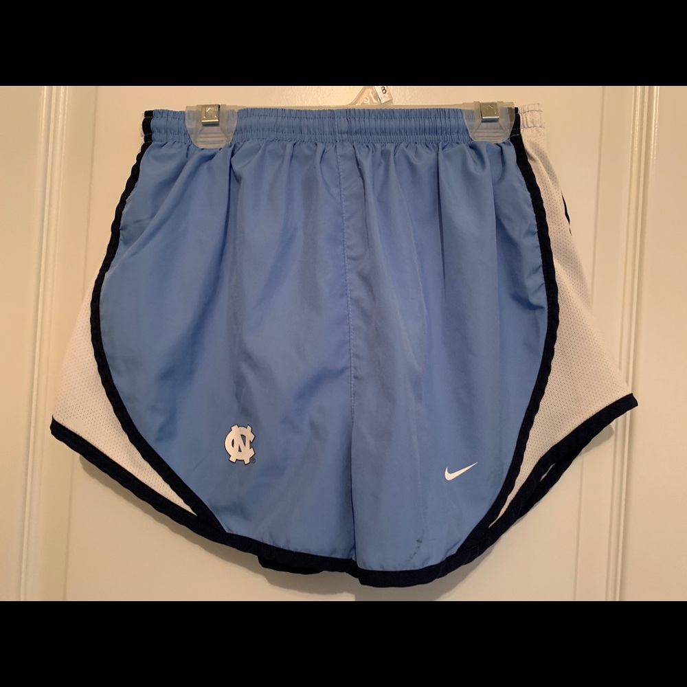 Women’s UNC Nike Shorts Size Small